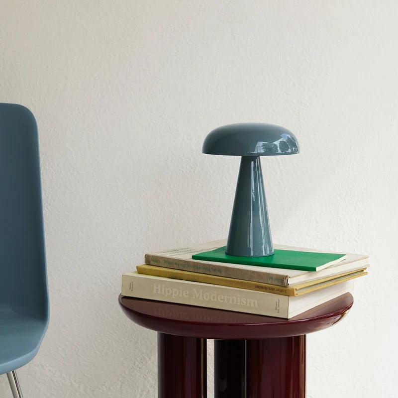 Light that stays on the table