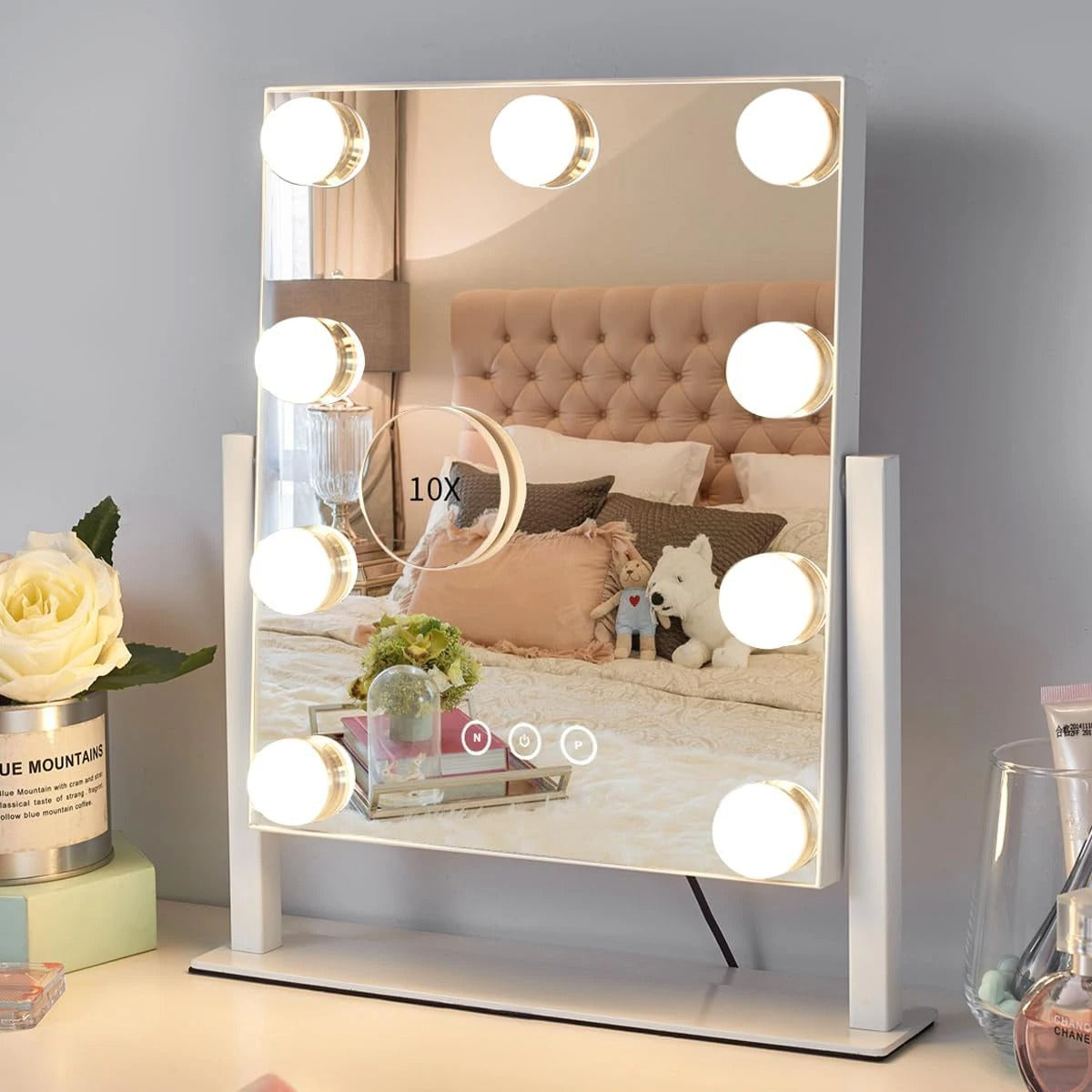 Hollywood LED makeup mirror