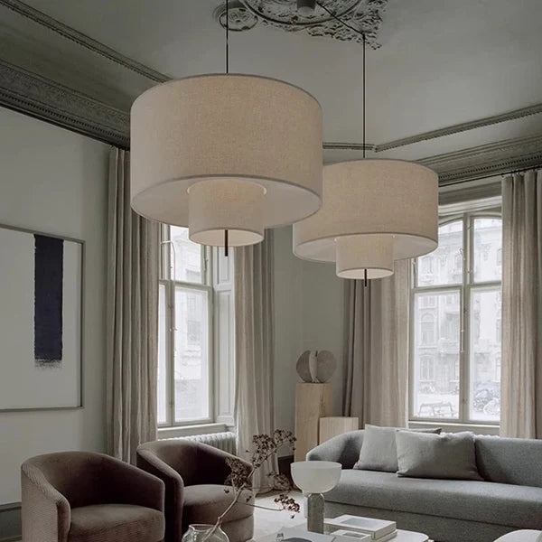 A centrepiece, lit or unlit