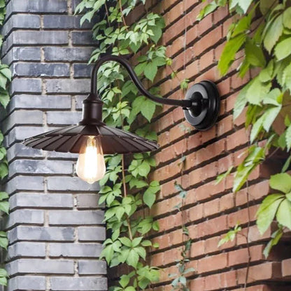 Outdoor Gooseneck Barn Wall Light