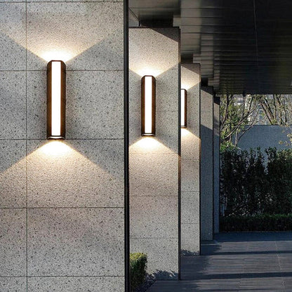 Outdoor Up and Down Wall Light