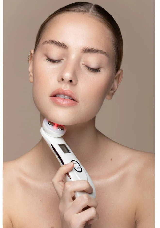 Use with Clean Skin and Light Movement