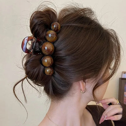 Decorative hair claw clip