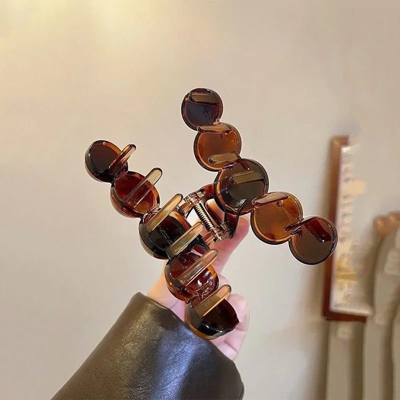 Decorative hair claw clip