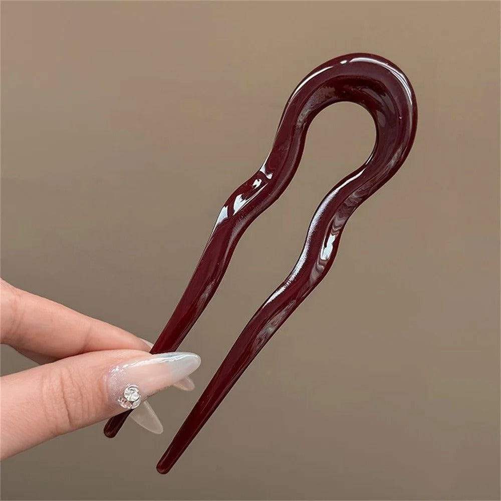 Curved hair bun pin