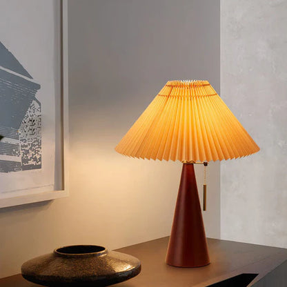 pleated-fabric-shade-wood-lamp
