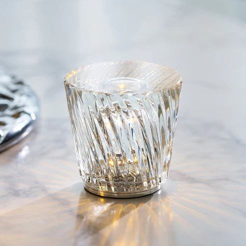 portable-crystal-room-light
