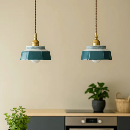 shallow-ceramic-pendant-lamp
